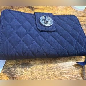 Vera Bradley RFID Turnlock Zip Organizer Wallet Classic Navy Blue Microfiber NWT